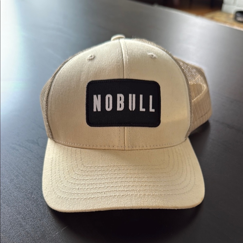 NOBULL Tan and Black Cap